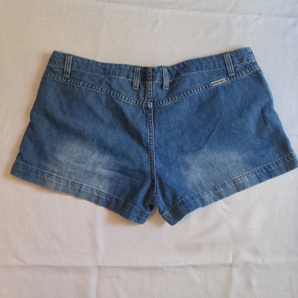 AE Button Up Jean Shorts - Picture 4 of 6